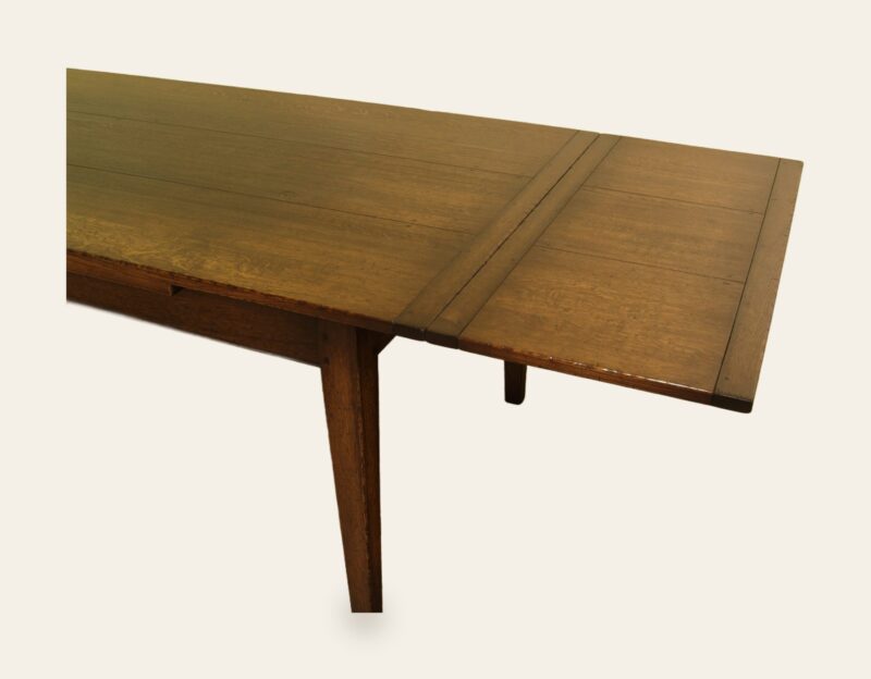 Close up farm house drawleaf table top and leaf view — handmade by Bryn Hall in Suffolk
