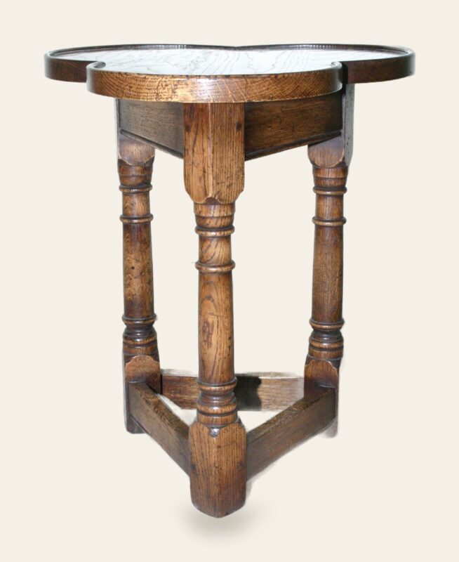 Clover leaf lamp table 922, front view — handmade by Bryn Hall in Suffolk