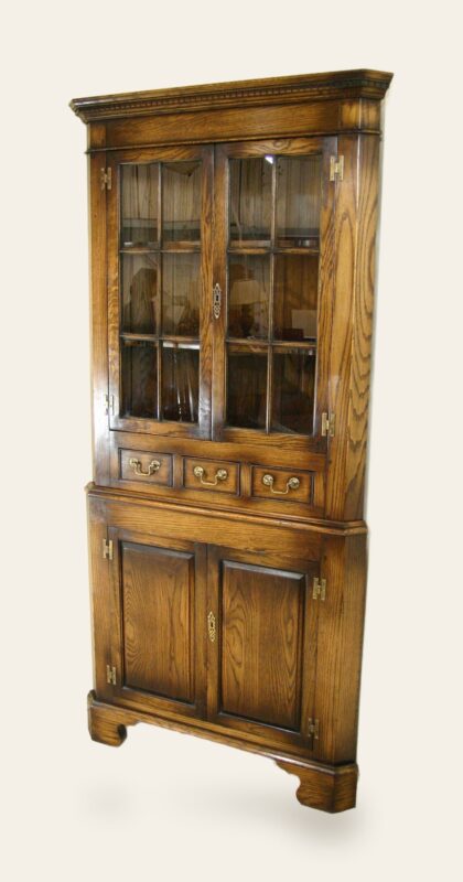 Corner cabinet 143 glazed — handmade by Bryn Hall in Suffolk
