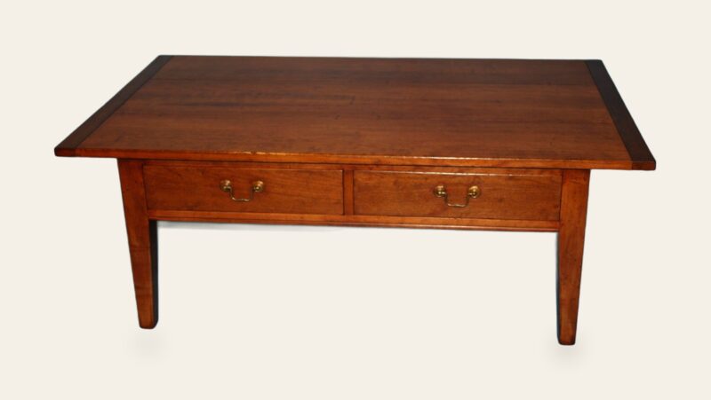 Farm house coffee table 700 3 — handmade by Bryn Hall in Suffolk