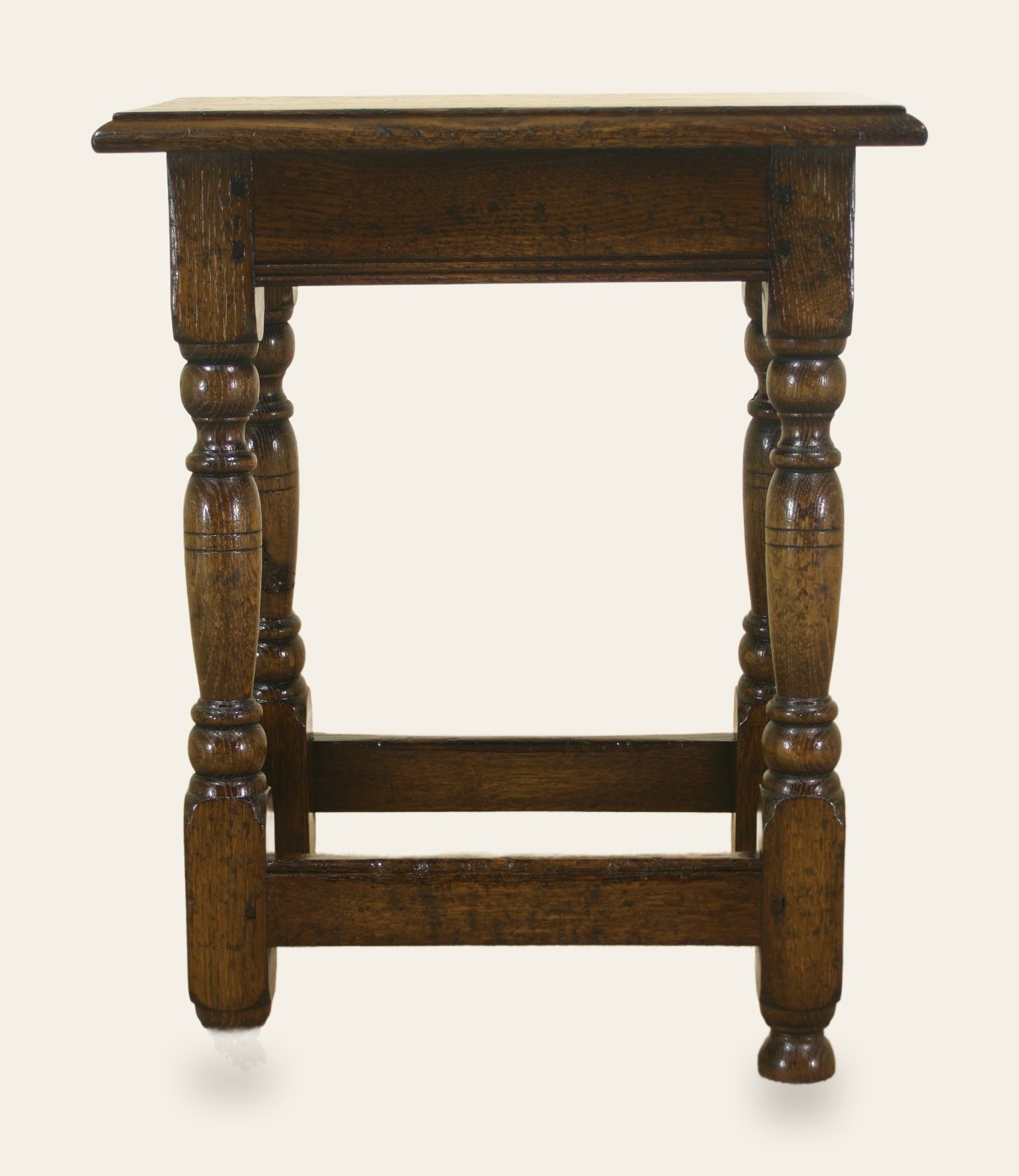 Foot stool 917, view 2 — handmade by Bryn Hall in Suffolk