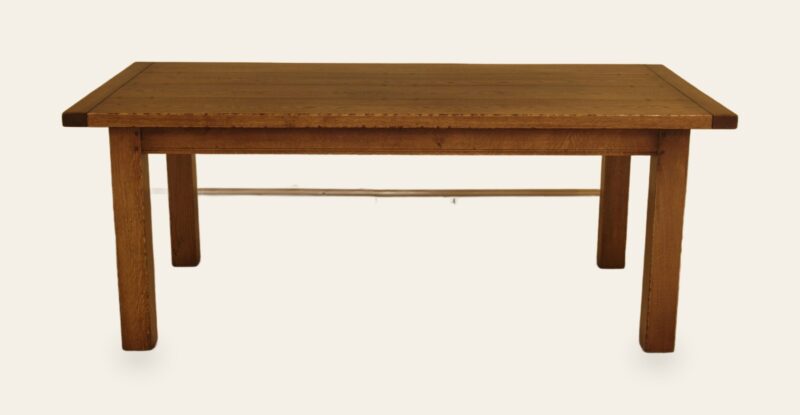 Oakamore table, side view — handmade by Bryn Hall in Suffolk
