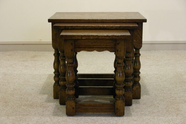 Oak Nest of Tables