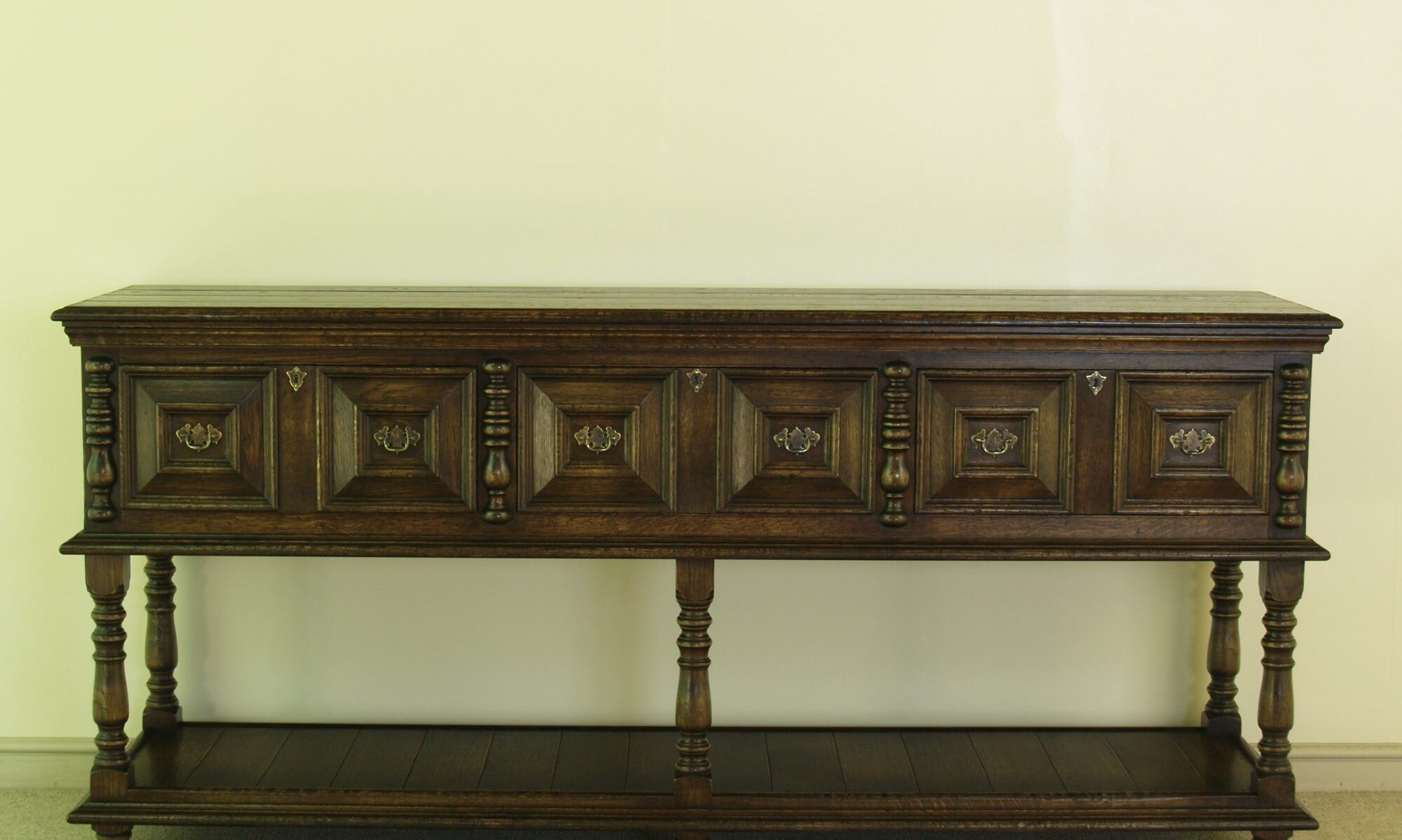 Moulded front potboard base 951, front view — handmade by Bryn Hall in Suffolk